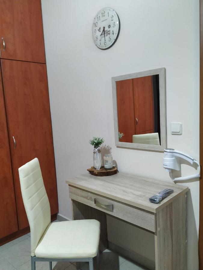 Ierapetra Suites & Studios Экстерьер фото
